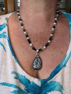 Multicolor Beaded Necklace with Dendritic Agate Teardrop Pendant